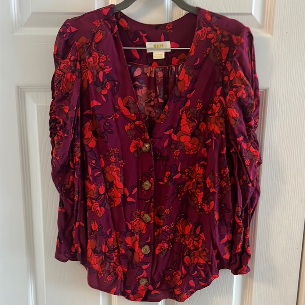 Maeve Red Ruched 3/4 Sleeve Blouse - Size M